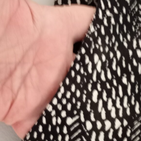 'Rafaella Petite' Pencil Skirt with pockets Size 10P Black/Cream NWOT - Picture 4 of 15